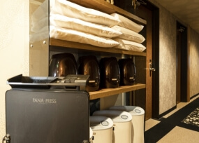 complimentary rental items