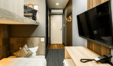 LOFT STYLE FLEX ROOM