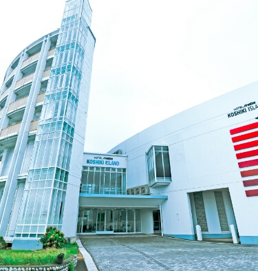 lobby, exterior, bath