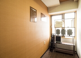 complimentary rental items