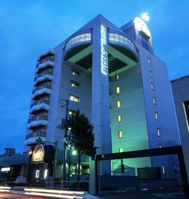 lobby, exterior, bath