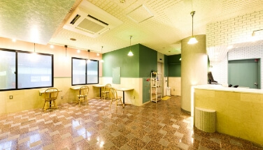 Spacious Café Space Usable as a Workation Space