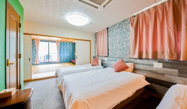 JAPANESE AND WESTERN ROOM