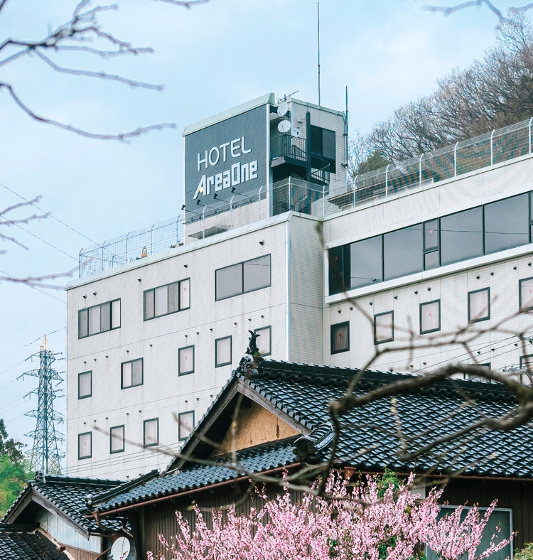 lobby, exterior, bath