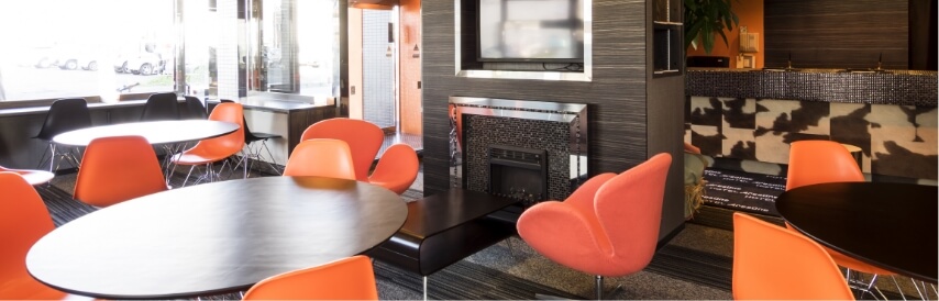 ワーケーションスペース利用できるロビー